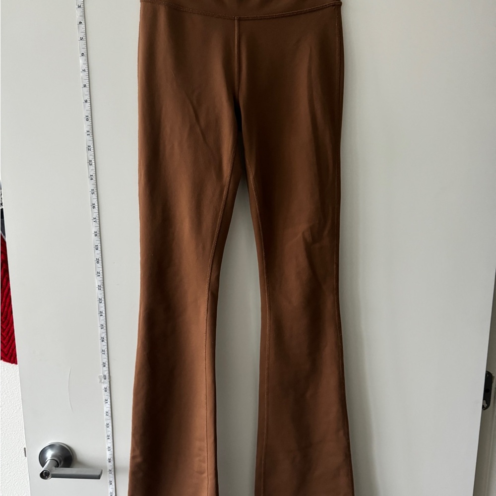 ALO Yoga Flare Leggings